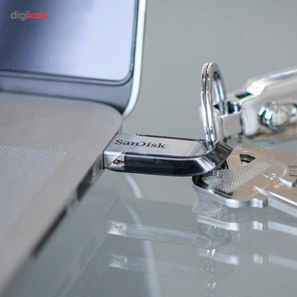 فلش مموری سن دیسک Ultra Flair CZ73 ظرفیت 64 گیگابایت با رابط USB 3.0 و بدنه فلزی مقاوم، سرعت انتقال 150 مگابایت بر ثانیه و سازگار با انواع سیستمعاملها و دستگاهها